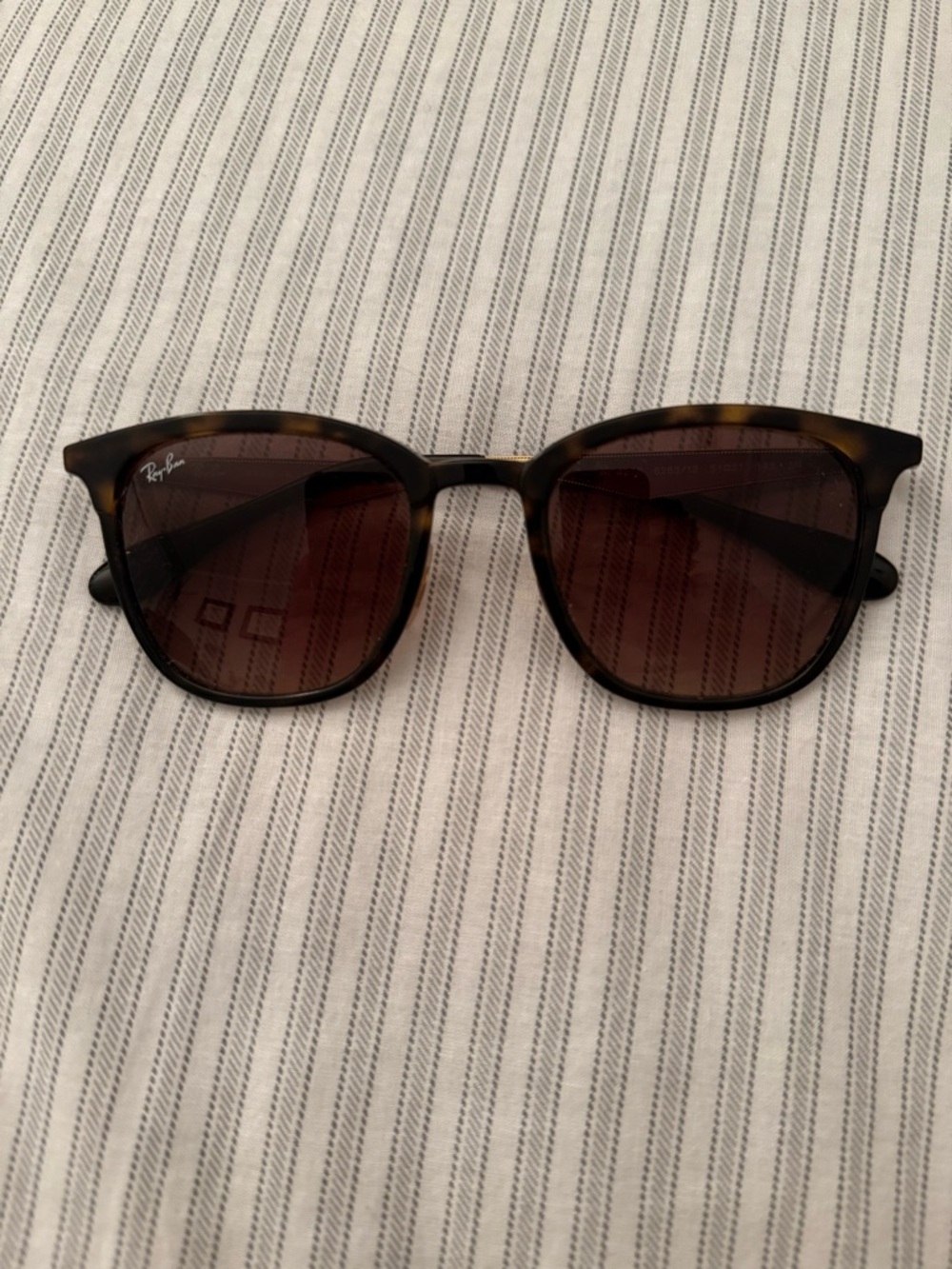 Ray-Ban (RB 4278) Sunglasses in Brown/Tortoise